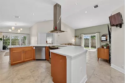 14421 SW 155th Pl, Miami, FL 33196 - Photo 11