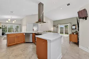 14421 SW 155th Pl, Miami, FL 33196 - Photo 11