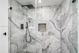 5701 Collins Ave, Miami Beach, FL 33140 - Photo 35