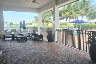 9261 W 33rd Way, Hialeah, FL 33018 - Photo 13