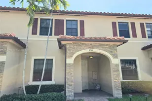 9261 W 33rd Way, Hialeah, FL 33018 - Photo 3