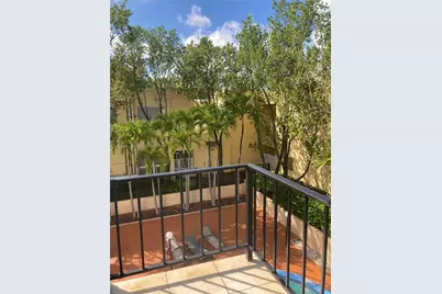 18100 Atlantic Blvd #307, Sunny Isles Beach, FL 33160 - Photo 3