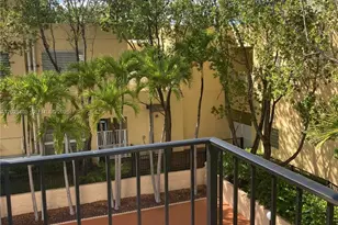 18100 Atlantic Blvd, Sunny Isles Beach, FL 33160 - Photo 3
