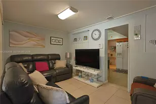 330 W 44th St, Hialeah, FL 33012 - Photo 25
