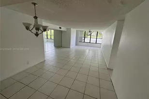 2768 S Carambola Cir S, Coconut Creek, FL 33066 - Photo 3