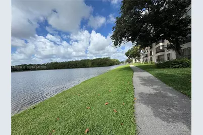 2768 S Carambola Cir S #206, Coconut Creek, FL 33066 - Photo 5