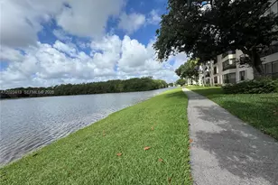 2768 S Carambola Cir S, Coconut Creek, FL 33066 - Photo 5