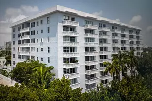 1020 Meridian Ave, Miami Beach, FL 33139 - Photo 13
