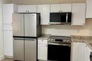 605 Ives Dairy Rd, Miami, FL 33179 - Photo 9