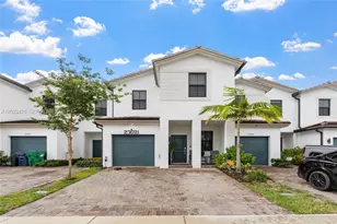23021 SW 128th Pl, Miami, FL 33170 - Photo 1