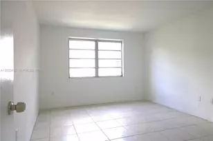 1225 NE 124th St, North Miami, FL 33161 - Photo 13