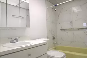 1225 NE 124th St, North Miami, FL 33161 - Photo 9