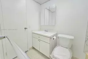 1225 NE 124th St, North Miami, FL 33161 - Photo 11
