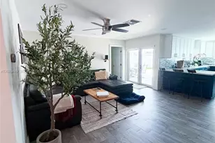 14552 SW 142nd Pl, Miami, FL 33186 - Photo 3