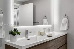 2475 Brickell Ave, Miami, FL 33129 - Photo 9