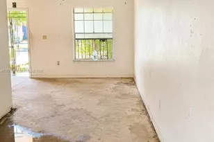 2791 NW 193rd Ter, Miami Gardens, FL 33056 - Photo 3