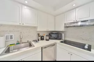 4001 S Ocean Dr, Hollywood, FL 33019 - Photo 11
