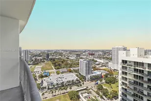 1750 N Bayshore Dr, Miami, FL 33132 - Photo 11
