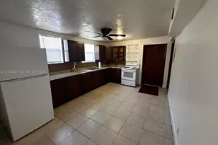 2221 NW 6th Ct, Fort Lauderdale, FL 33311 - Photo 23