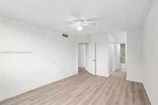 9091 Lime Bay Blvd, Tamarac, FL 33321 - Photo 11