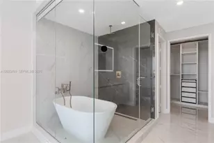 700 NE 24th St, Miami, FL 33137 - Photo 21