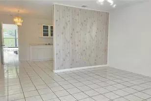 525 NE 132nd Terrace, North Miami, FL 33161 - Photo 5