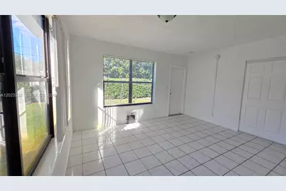 525 NE 132nd Ter, North Miami, FL 33161 - Photo 27