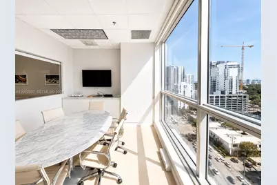 175 SW 7th St #1714, Miami, FL 33130 - Photo 1