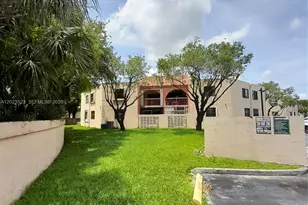 10245 NW 9th St Cir, Miami, FL 33172 - Photo 29