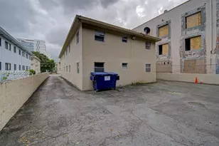 427 SW 6th St, Miami, FL 33130 - Photo 9