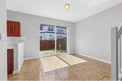 7616 NW 114th Path #7616, Doral, FL 33178 - Photo 11