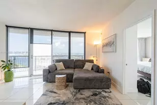 1750 N Bayshore Dr, Miami, FL 33132 - Photo 3