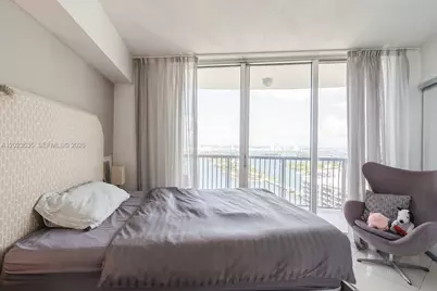 1750 N Bayshore Dr #4702, Miami, FL 33132 - Photo 11