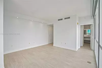 2101 Brickell Ave #3105, Miami, FL 33129 - Photo 15