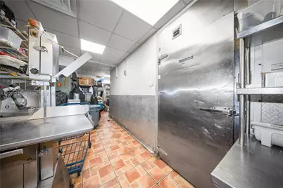 652 East 9th Street, Hialeah, FL 33010 - Photo 77