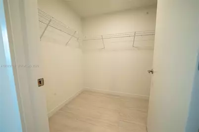 77 SE 5th St #2203, Miami, FL 33131 - Photo 13
