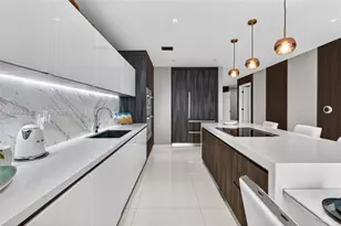 851 NE 1st Ave, Miami, FL 33132 - Photo 31