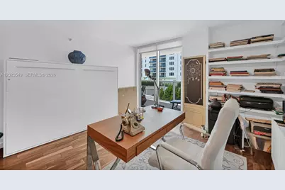 2401 Collins Ave #504, Miami Beach, FL 33140 - Photo 7