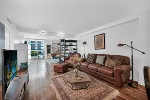 2401 Collins Ave, Miami Beach, FL 33140 - Photo 5