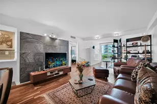 2401 Collins Ave, Miami Beach, FL 33140 - Photo 3