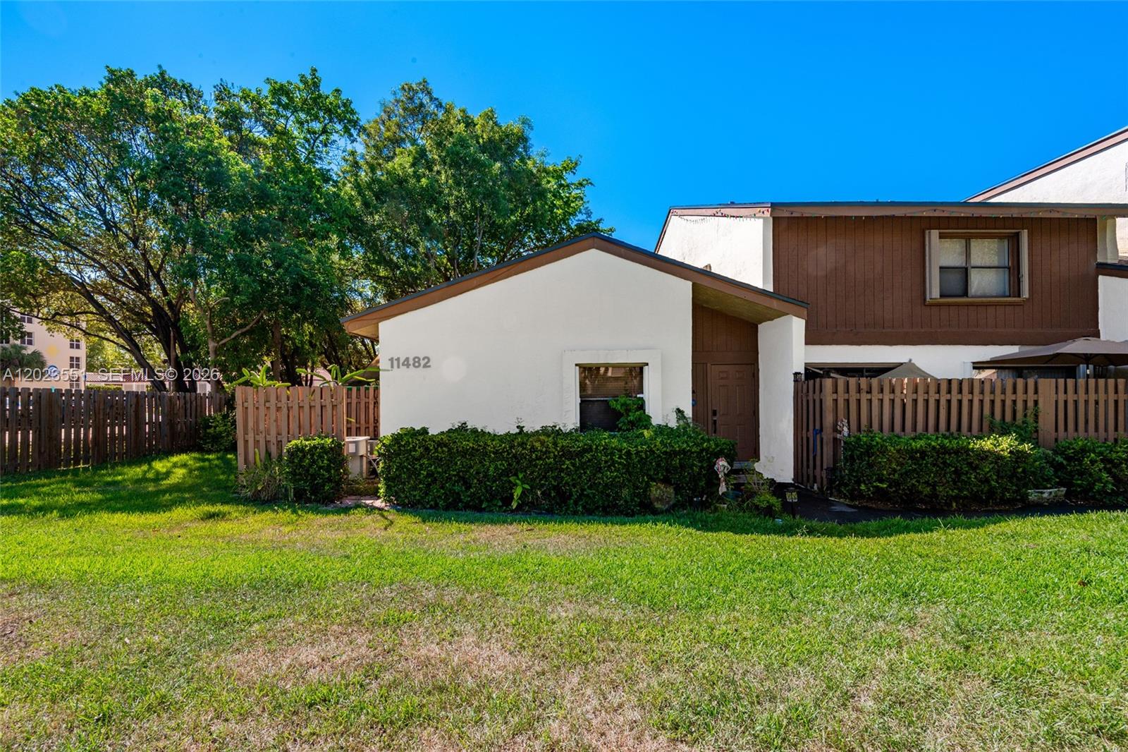11482 SW 109th Rd #29A - 11482 SW 109th Rd #29A, Miami, FL 33176 Luxury Property | Jose Angel Pina