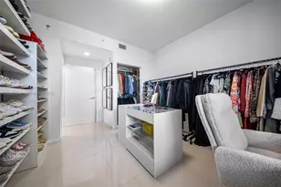 600 NE 27th St, Miami, FL 33137 - Photo 25