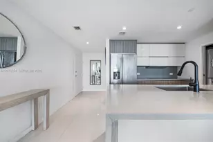 600 NE 27th St, Miami, FL 33137 - Photo 9