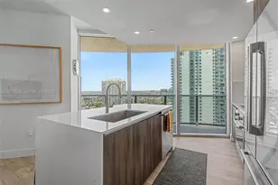 488 NE 18th St, Miami, FL 33132 - Photo 9