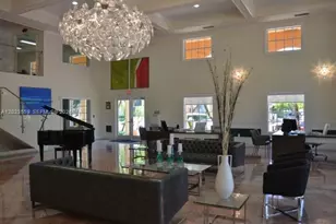 9501 Fontainebleau Blvd, Miami, FL 33172 - Photo 3