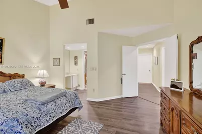 369 NW 97th Ave, Plantation, FL 33324 - Photo 23