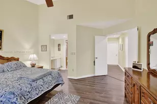 369 NW 97th Ave, Plantation, FL 33324 - Photo 23