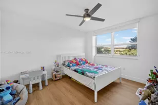 19501 W Country Club Dr, Aventura, FL 33180 - Photo 27
