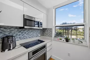 19501 W Country Club Dr, Aventura, FL 33180 - Photo 13