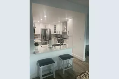 19009 NW 64th Ct, Hialeah, FL 33015 - Photo 3
